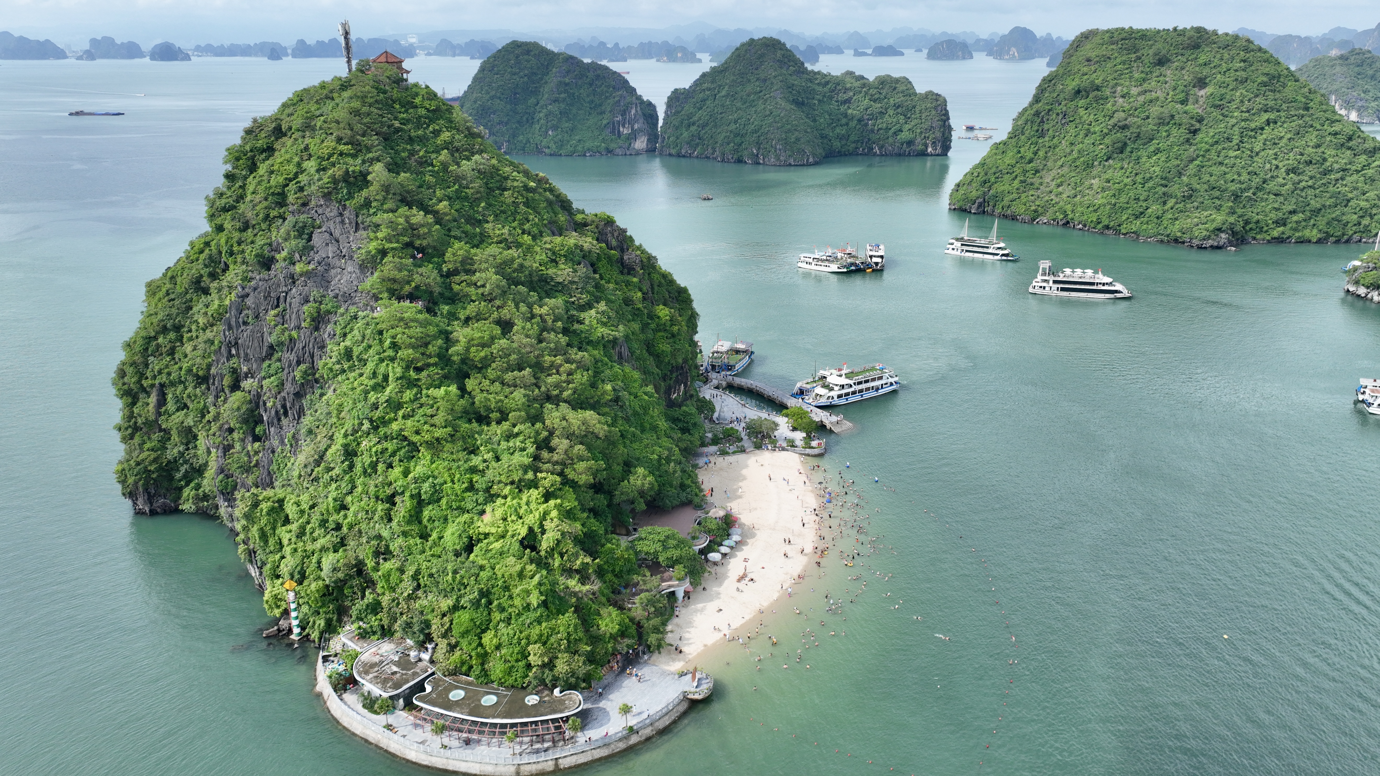 Ha Long Bay — Destinations
