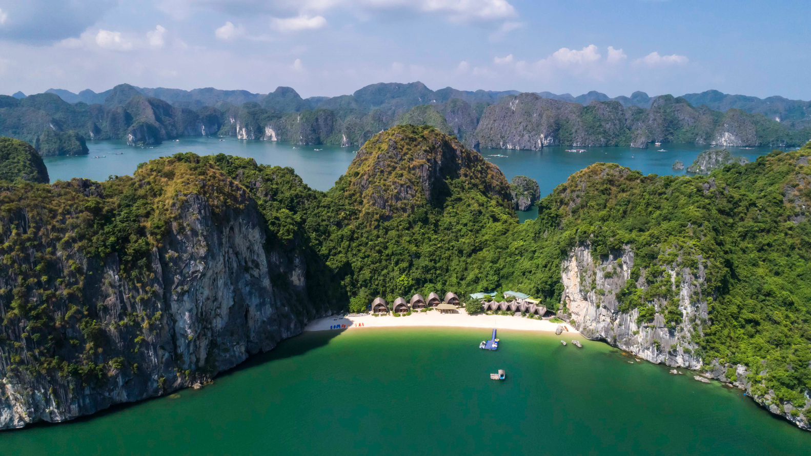 Soi Sim Island, Ha Long Bay